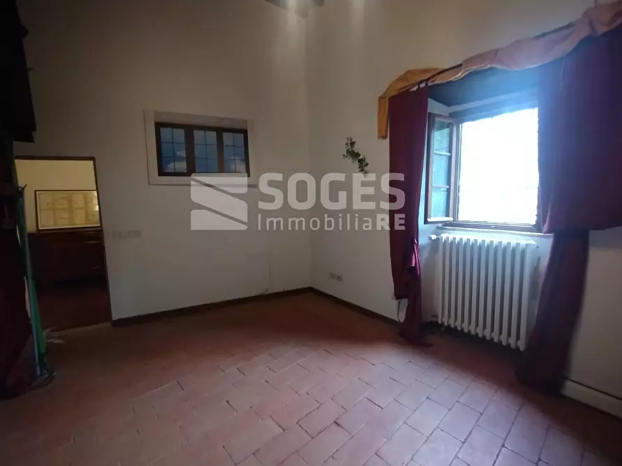 Immagine 27 di Camera in vendita  in frazione Turicchi a Rufina