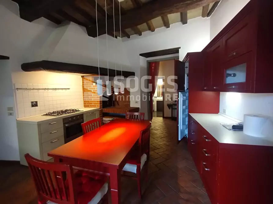 Immagine 30 di Camera in vendita  in frazione Turicchi a Rufina