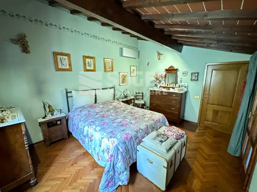 Immagine 10 di Appartamento in vendita  in Via Fabbrini a Figline E Incisa Valdarno