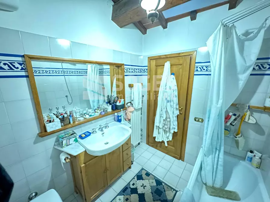 Immagine 20 di Appartamento in vendita  in Via Fabbrini a Figline E Incisa Valdarno