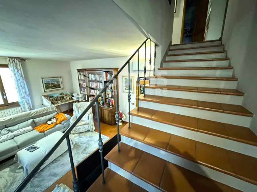 Immagine 8 di Appartamento in vendita  in Via Fabbrini a Figline E Incisa Valdarno