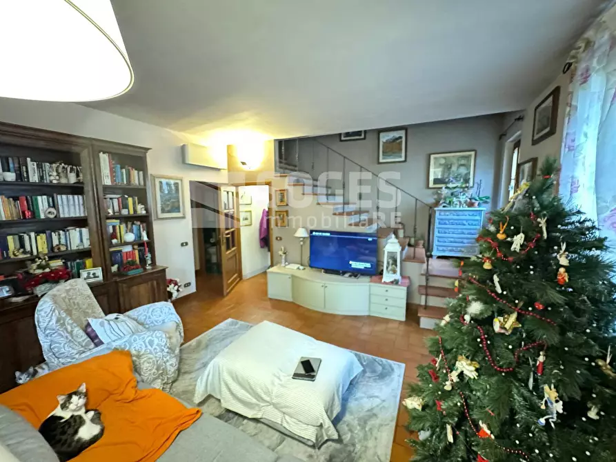 Immagine 5 di Appartamento in vendita  in Via Fabbrini a Figline E Incisa Valdarno