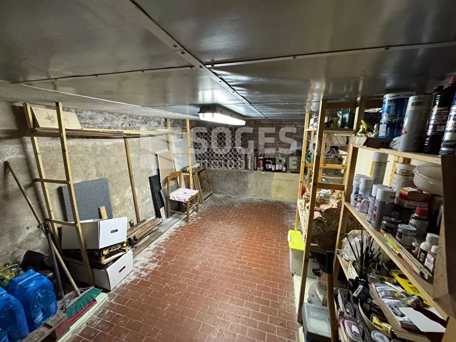 Immagine 26 di Appartamento in vendita  in Via Fabbrini a Figline E Incisa Valdarno