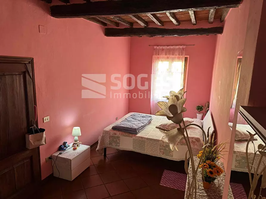 Immagine 13 di Appartamento in vendita  in Corso Mazzini a Figline E Incisa Valdarno