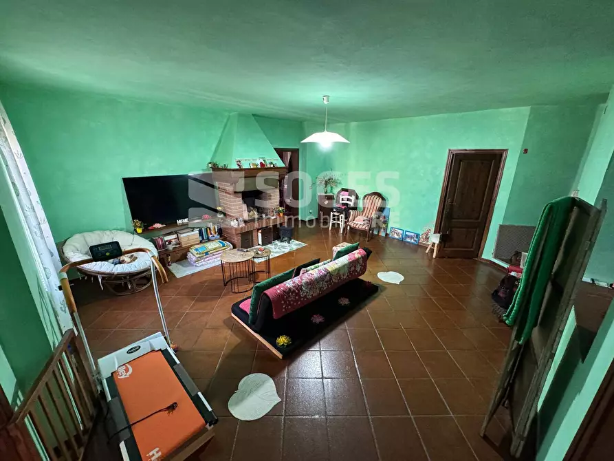 Immagine 3 di Appartamento in vendita  in Corso Mazzini a Figline E Incisa Valdarno