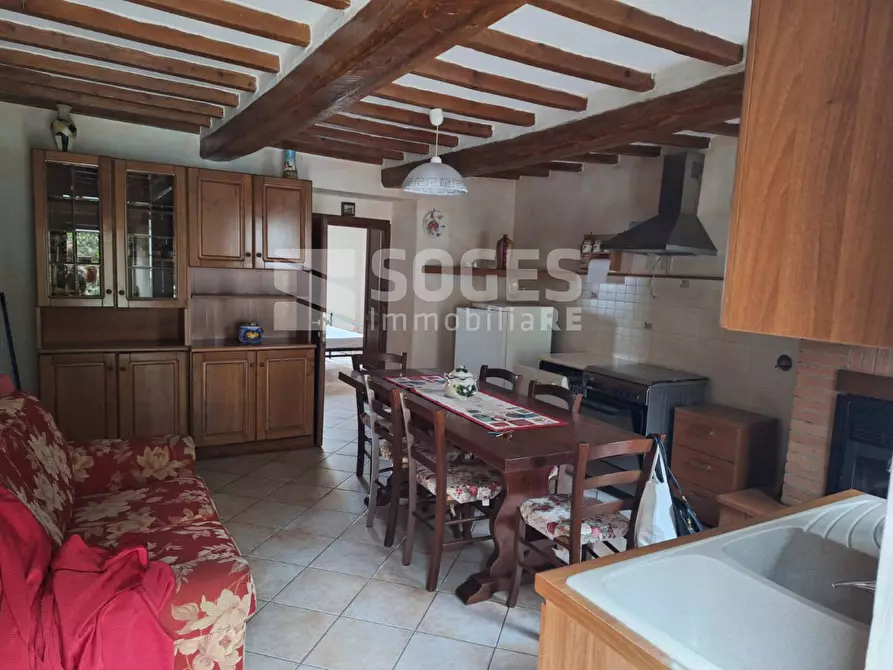 Immagine 1 di Appartamento in vendita  in Via IV Novembre a Reggello