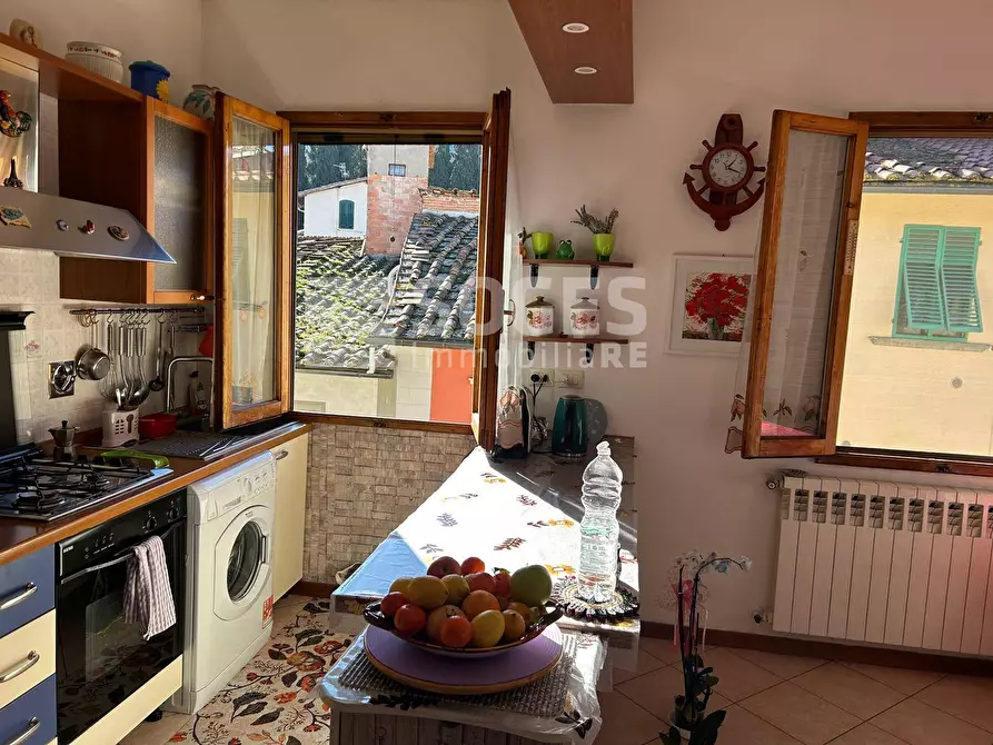 Immagine 3 di Appartamento in vendita  in Via Fabbrini a Figline E Incisa Valdarno