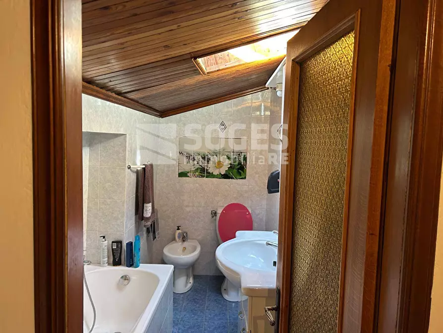 Immagine 20 di Appartamento in vendita  in Via Fabbrini a Figline E Incisa Valdarno