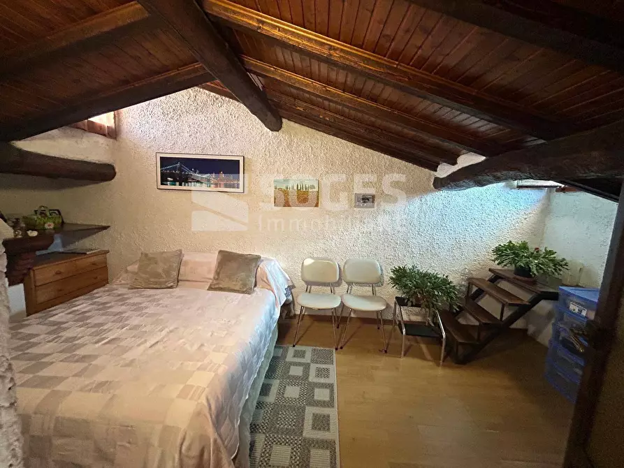 Immagine 15 di Appartamento in vendita  in Via Fabbrini a Figline E Incisa Valdarno