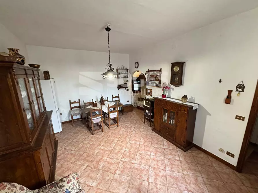 Immagine 2 di Appartamento in vendita  in Via Castellana a Figline E Incisa Valdarno