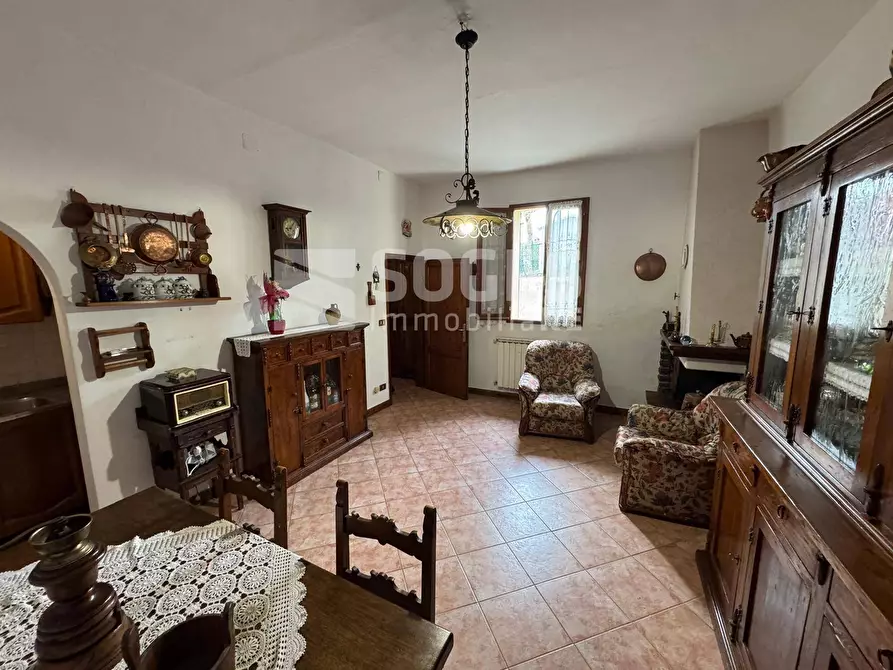 Immagine 5 di Appartamento in vendita  in Via Castellana a Figline E Incisa Valdarno