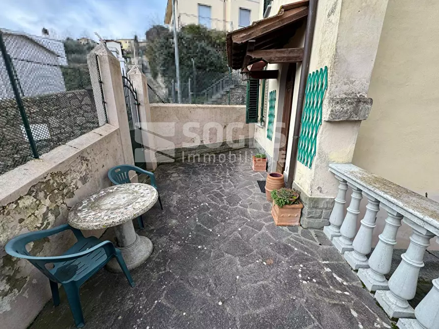 Immagine 17 di Appartamento in vendita  in Via Castellana a Figline E Incisa Valdarno