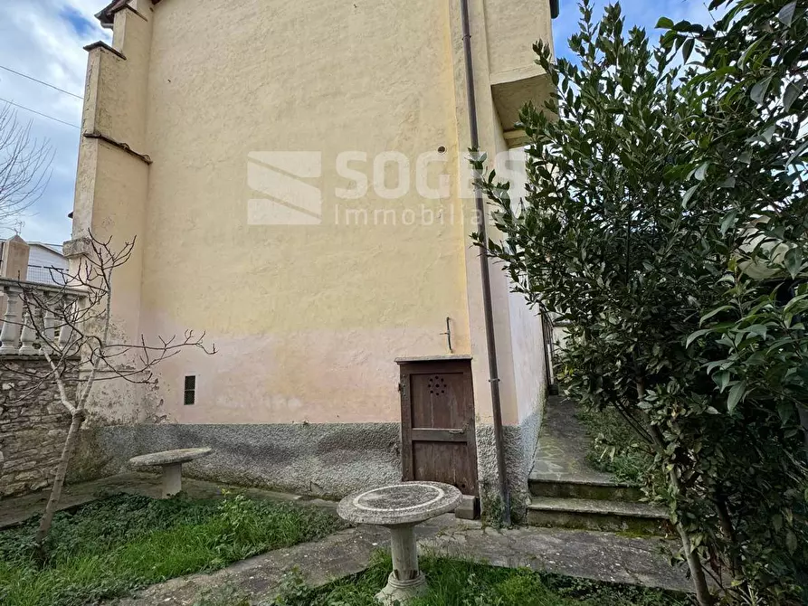 Immagine 20 di Appartamento in vendita  in Via Castellana a Figline E Incisa Valdarno