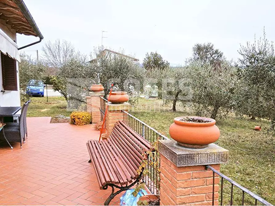 Immagine 4 di Casa indipendente in vendita  in Via Fonte Badia a Marciano Della Chiana