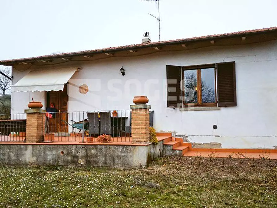 Immagine 16 di Casa indipendente in vendita  in Via Fonte Badia a Marciano Della Chiana
