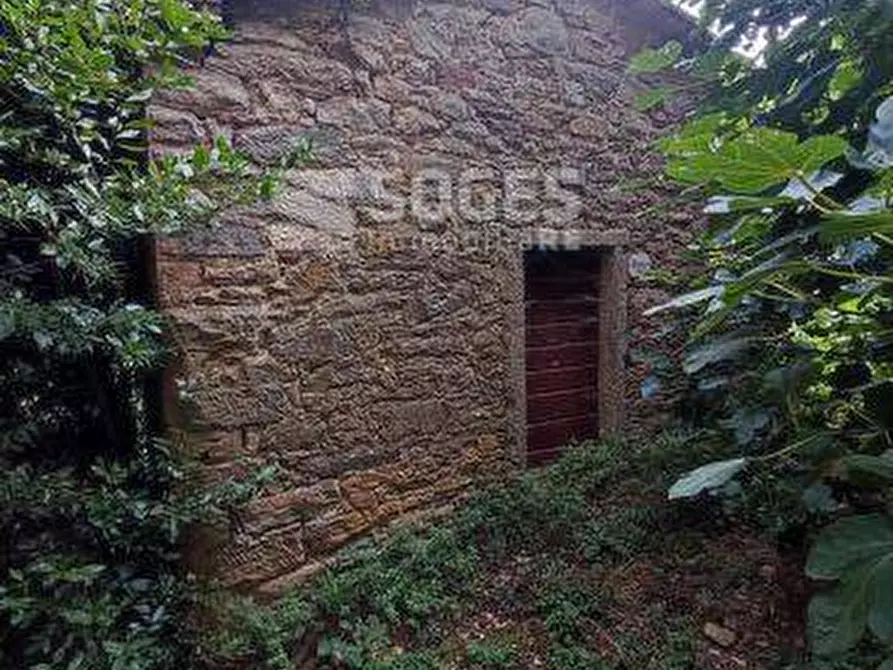 Immagine 11 di Palazzo in vendita  in Località Val di Vico a Cortona