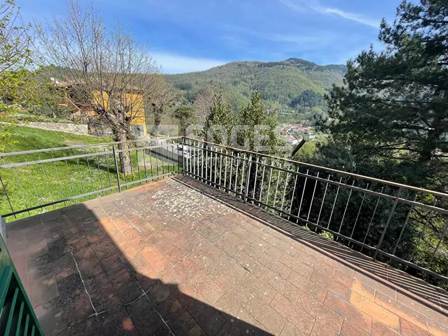 Immagine 3 di Appartamento in vendita  in Pian di Melosa a Reggello