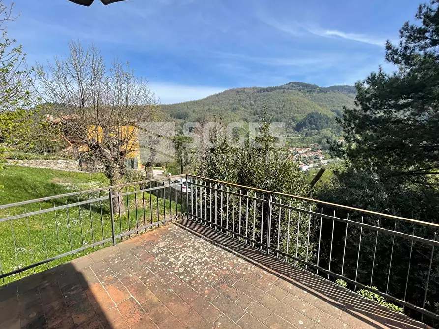 Immagine 27 di Appartamento in vendita  in Pian di Melosa a Reggello