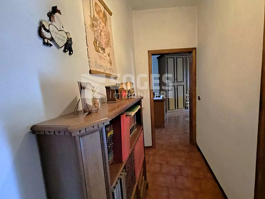 Immagine 12 di Appartamento in vendita  in Piazza Umberto a Londa