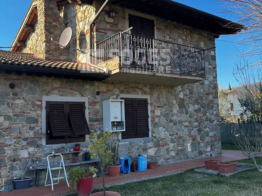 Immagine 25 di Villa in vendita  in montemarciano a Terranuova Bracciolini