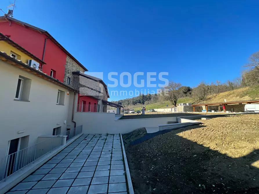 Immagine 15 di Rustico / casale in vendita  in Via Ciro Menotti a Reggello