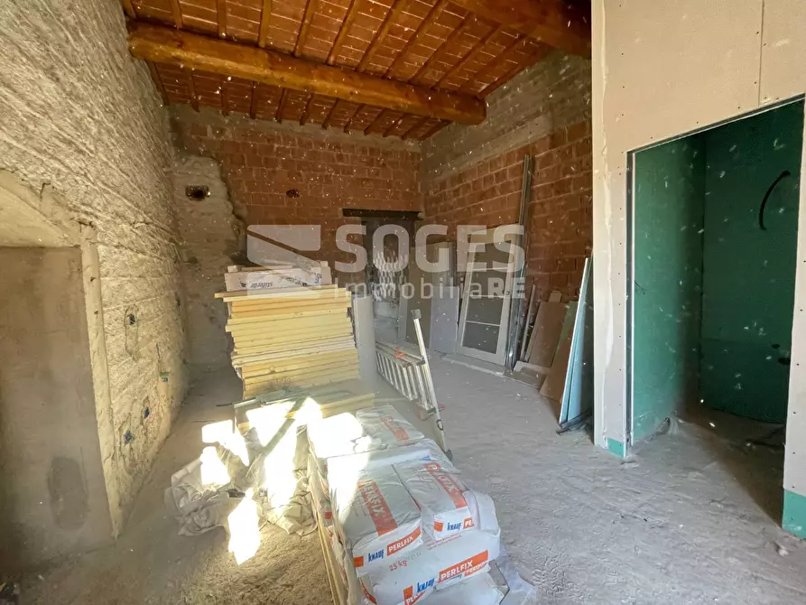 Immagine 18 di Rustico / casale in vendita  in Via Ciro Menotti a Reggello