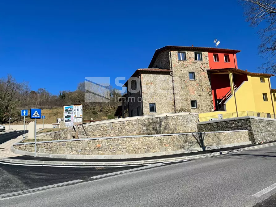 Immagine 10 di Rustico / casale in vendita  in Via Ciro Menotti a Reggello