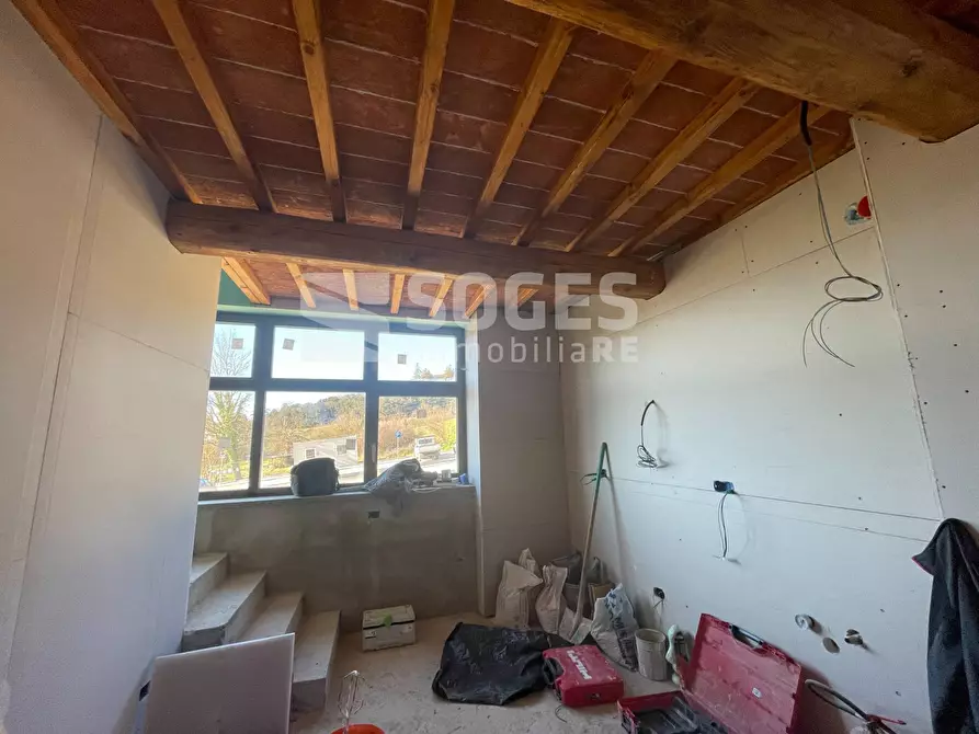 Immagine 27 di Rustico / casale in vendita  in Via Ciro Menotti a Reggello