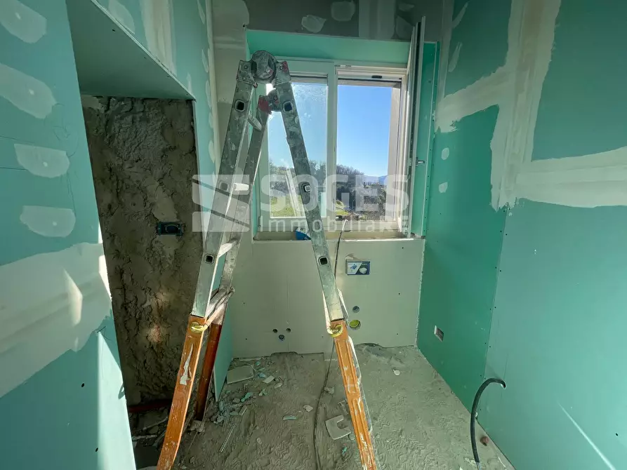 Immagine 19 di Rustico / casale in vendita  in Via Ciro Menotti a Reggello