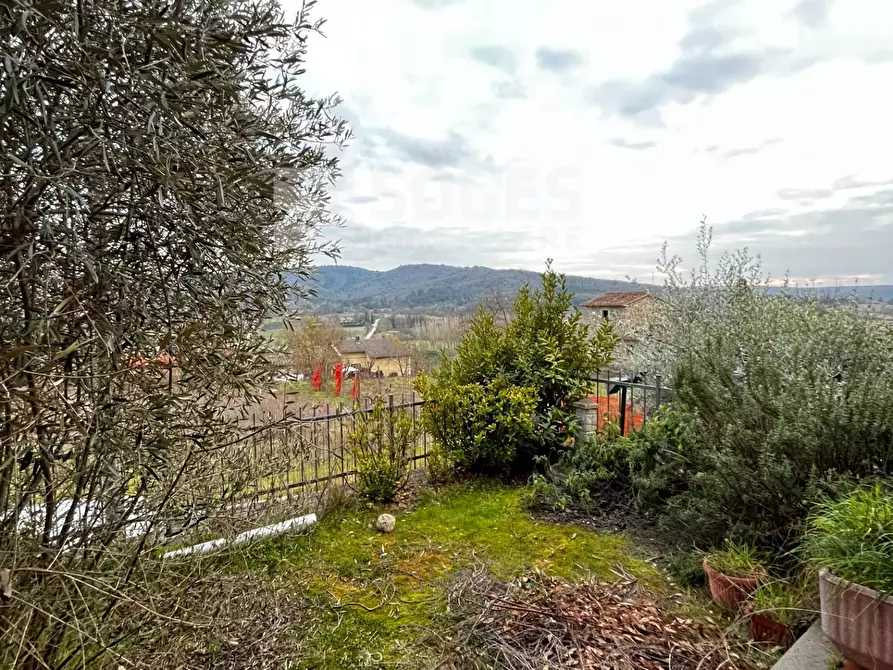 Immagine 30 di Villetta a schiera in vendita  in via delle querci a Bucine