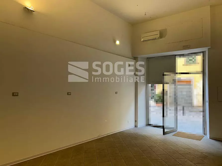 Immagine 5 di Locale commerciale in affitto  in Piazza Marsilio Ficino a Figline E Incisa Valdarno