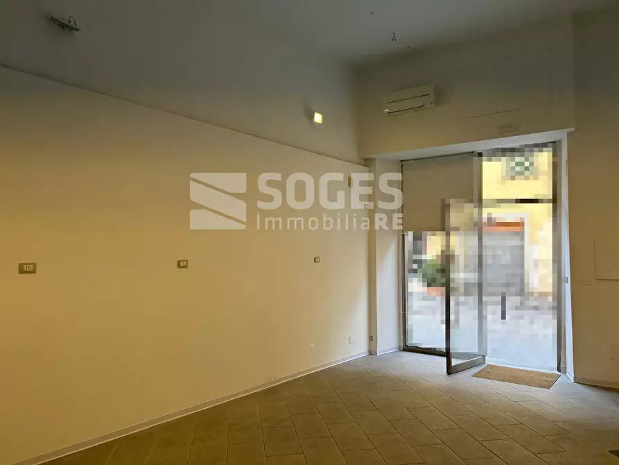 Immagine 2 di Locale commerciale in affitto  in Piazza Marsilio Ficino a Figline E Incisa Valdarno