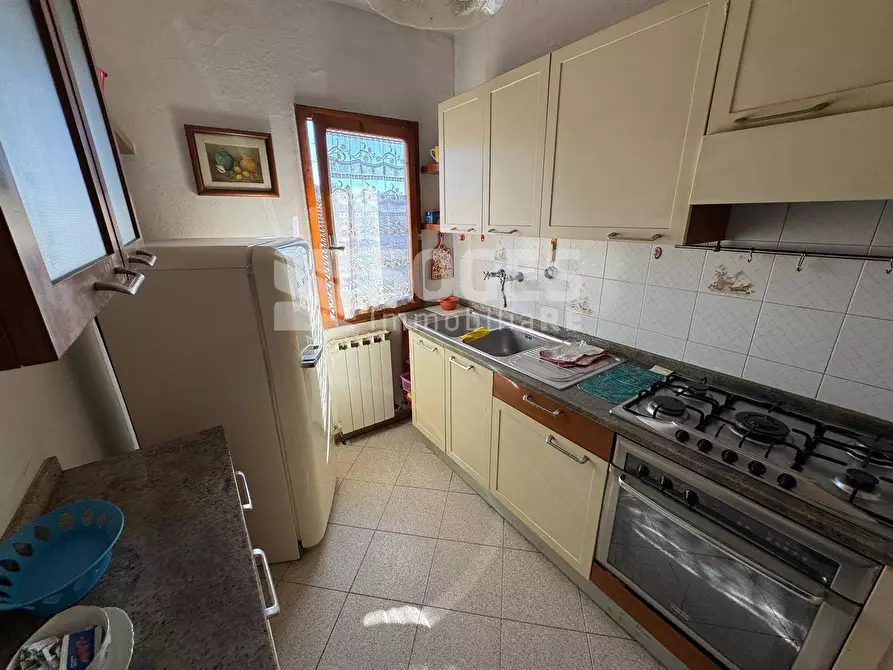 Immagine 6 di Appartamento in vendita  in Via Vittorio Emanuele a Castelfranco Piandiscò