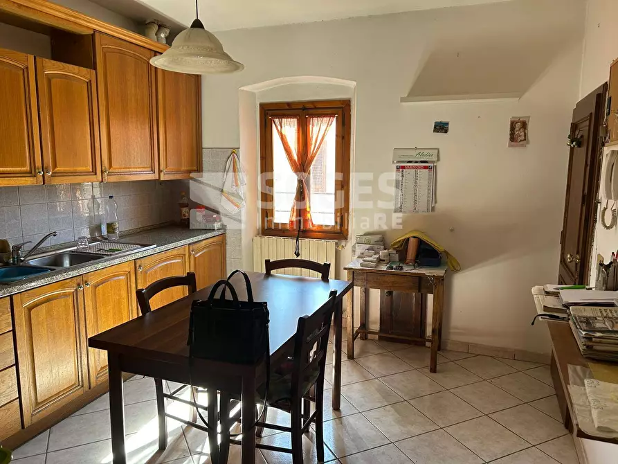 Immagine 6 di Appartamento in vendita  in Via Pasolini a Figline E Incisa Valdarno