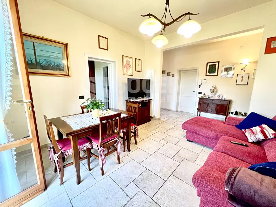 Immagine 5 di Appartamento in vendita  in Via Livorno a Loro Ciuffenna