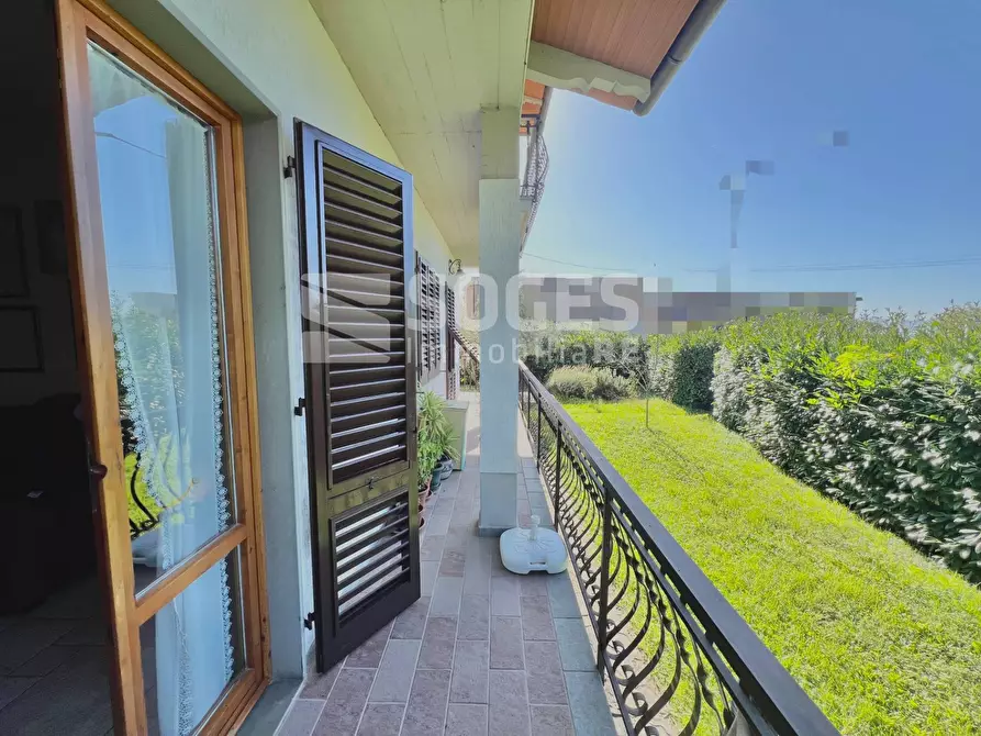 Immagine 10 di Appartamento in vendita  in Via Livorno a Loro Ciuffenna