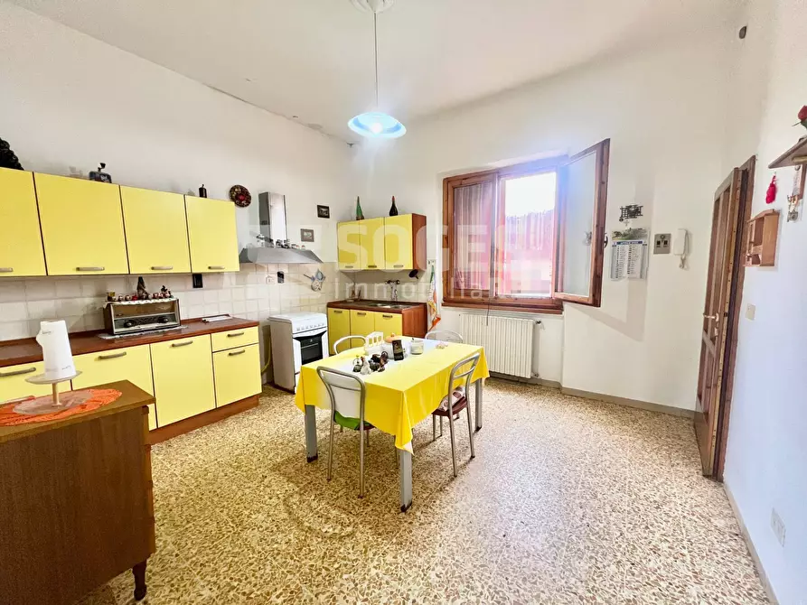 Immagine 4 di Appartamento in vendita  in Via Contebicchieri a Cavriglia