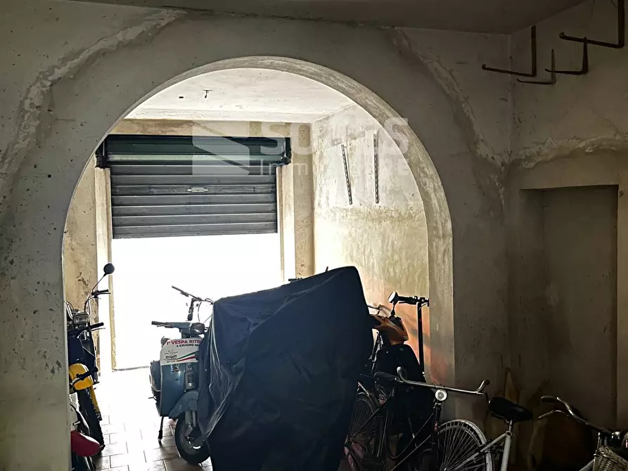 Immagine 29 di Appartamento in vendita  in via piave a Montevarchi