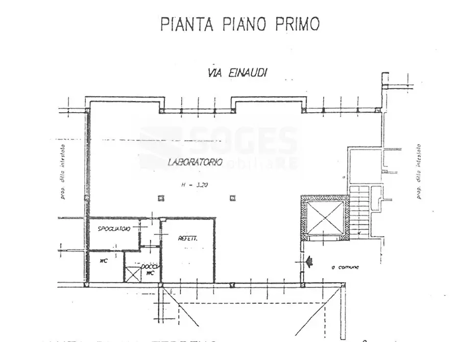 Immagine 23 di Locale commerciale in vendita  in Via Luigi Einaudi a Pontassieve