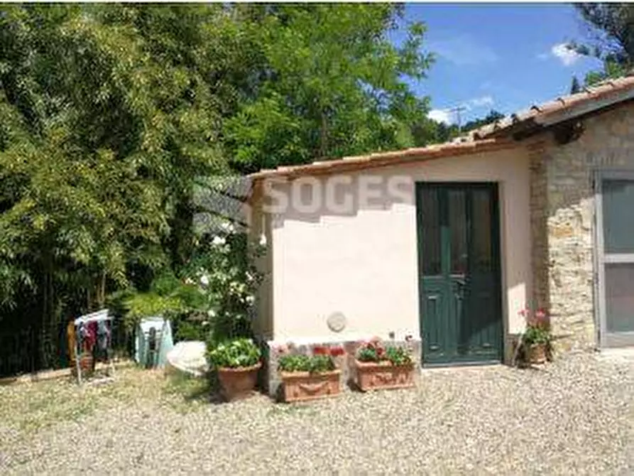 Immagine 18 di Appartamento in vendita  in Via Lucarelli a Radda In Chianti