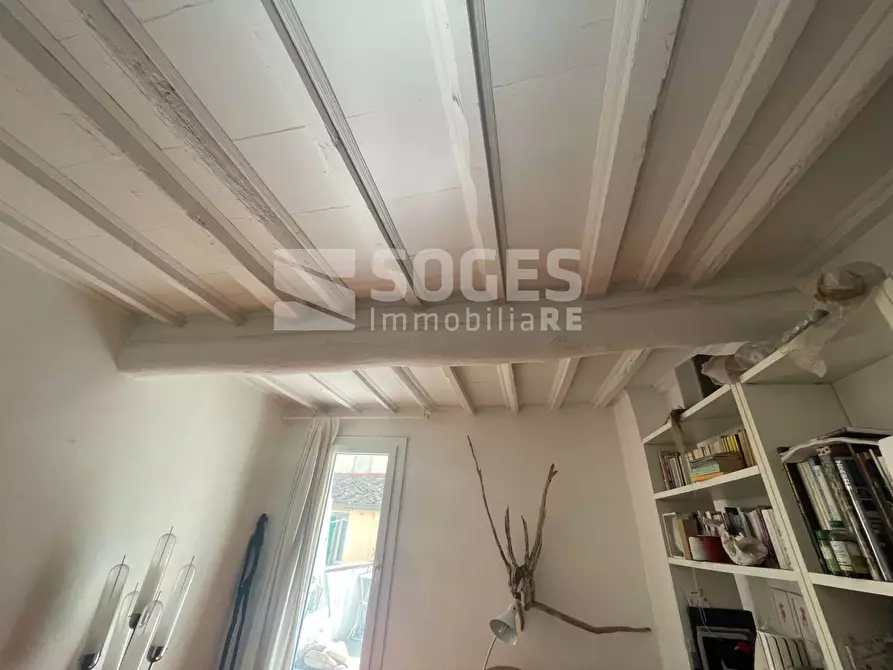 Immagine 26 di Appartamento in vendita  in Via Santa Monica a Firenze