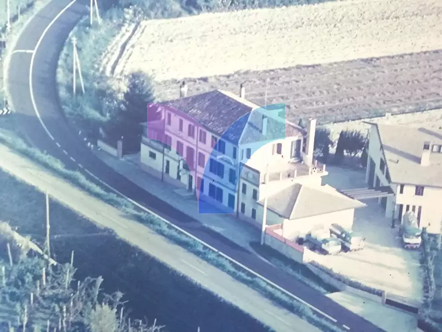 Immagine 1 di Casa indipendente in vendita  in via manzoni a San Biagio Di Callalta