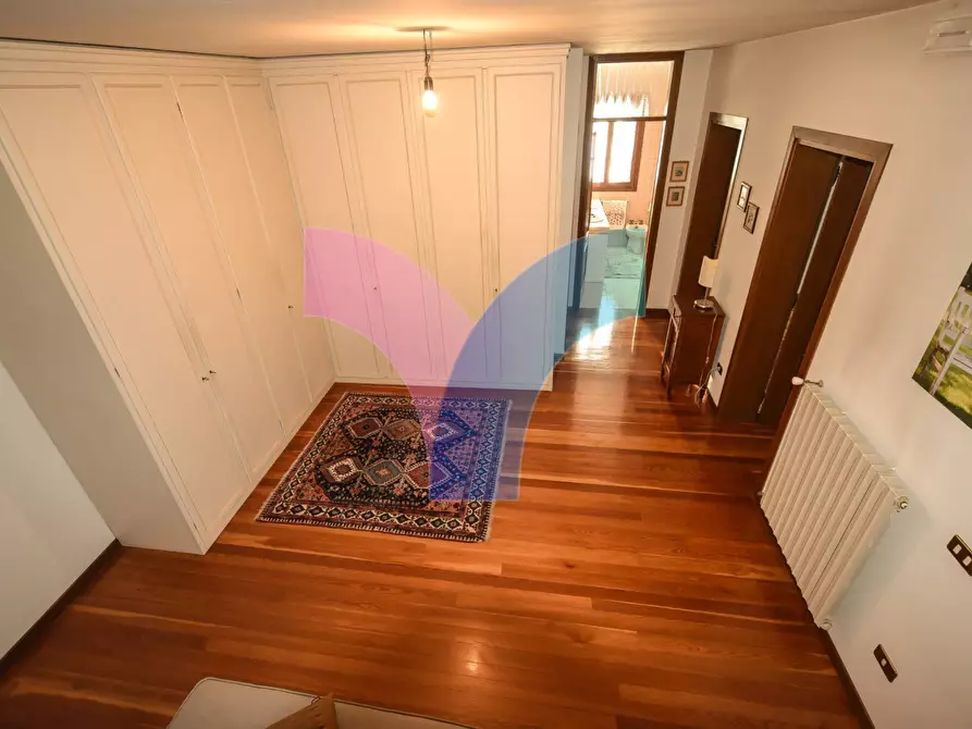 Immagine 27 di Villa in vendita  in piazza vittorio emanuele a Arcade