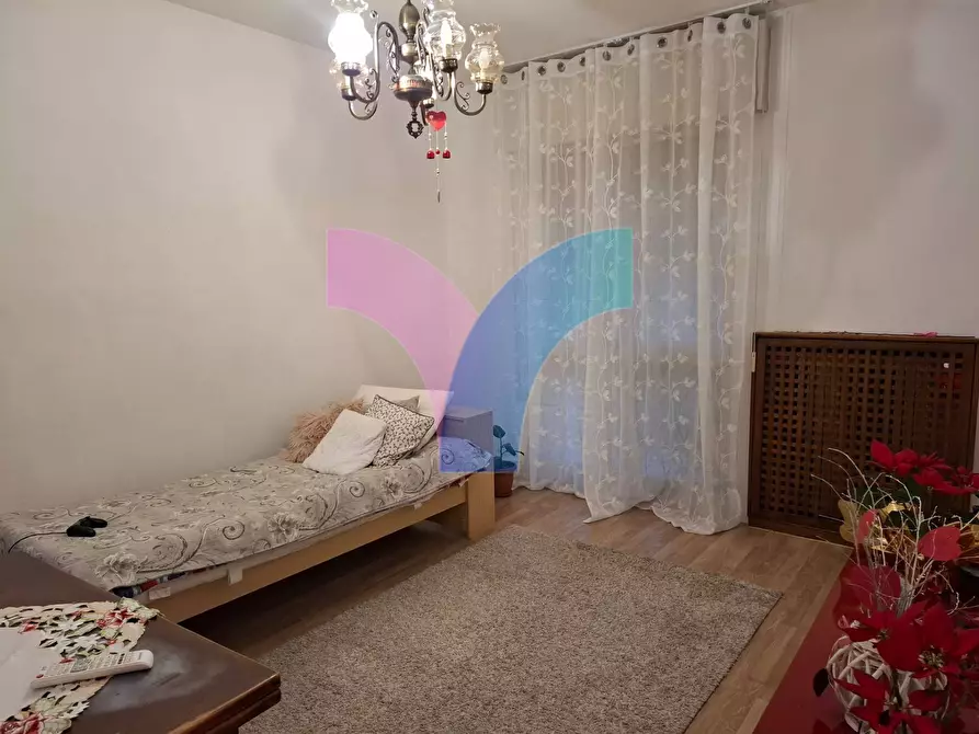 Immagine 10 di Appartamento in vendita  in via Zeniol a Treviso