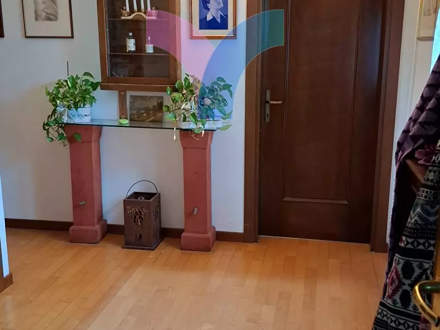 Immagine 11 di Appartamento in vendita  in via sant'andrea a Montebelluna