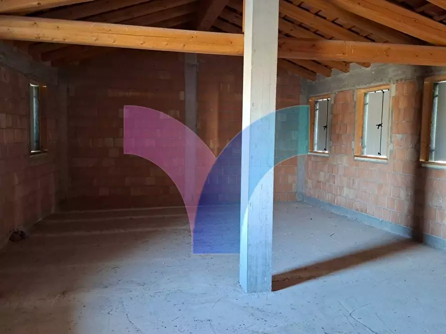 Immagine 9 di Villetta a schiera in vendita  in via  francesco baracca a Istrana