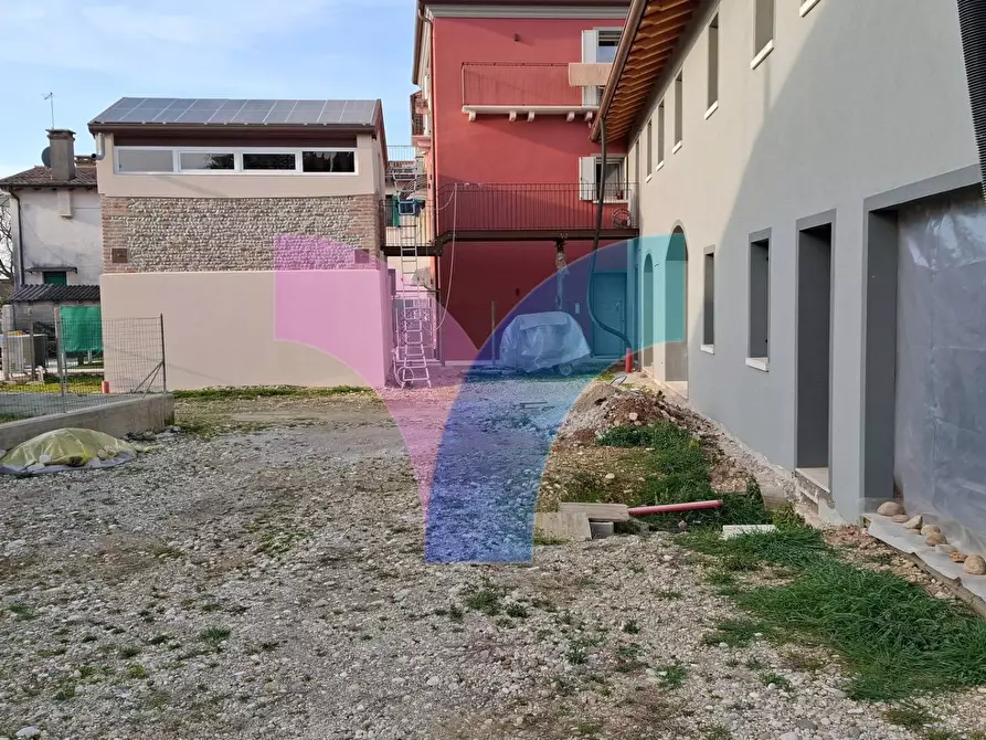 Immagine 5 di Villetta a schiera in vendita  in via  francesco baracca a Istrana