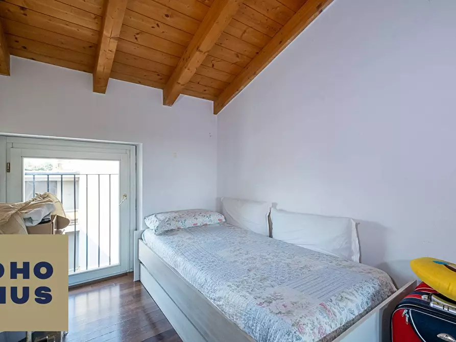 Immagine 17 di Appartamento in vendita  in Via IV Novembre a Seriate