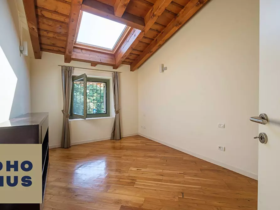 Immagine 9 di Appartamento in vendita  in via nini da fano a Bergamo