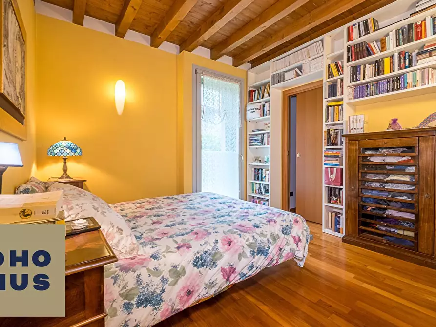 Immagine 23 di Appartamento in vendita  in Via Roma a Valbrembo